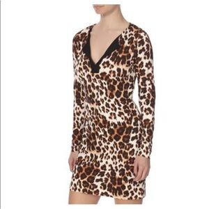 Diane Von Furstenberg leopard print silk
Reina dress Sz 4
